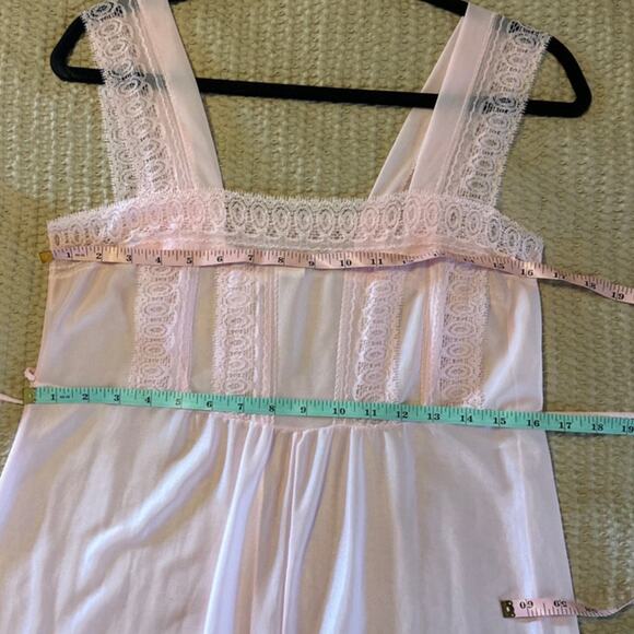 Vintage Pink Peignoir Nightgown Robe Set Small Lace‎ Detail - Picture 6 of 8